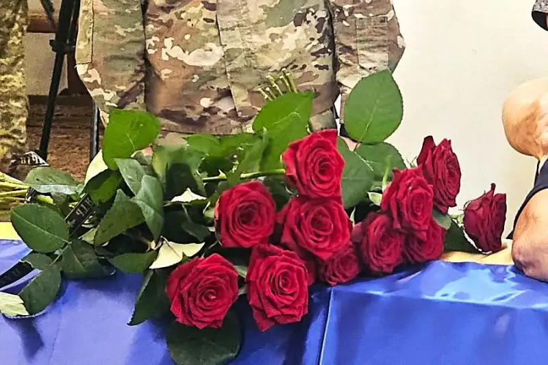 Полтава попрощалася з загиблим захисником Ігорем Кузьменком